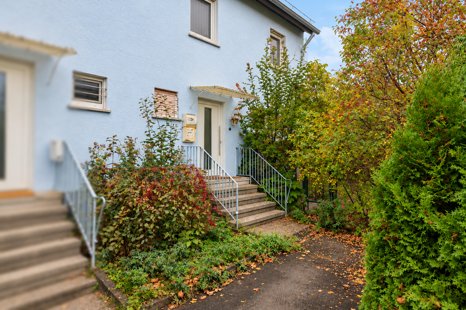 Mitten in Oberursel – Ihr Familienzuhause mit privatem Garten und viel Potenzial