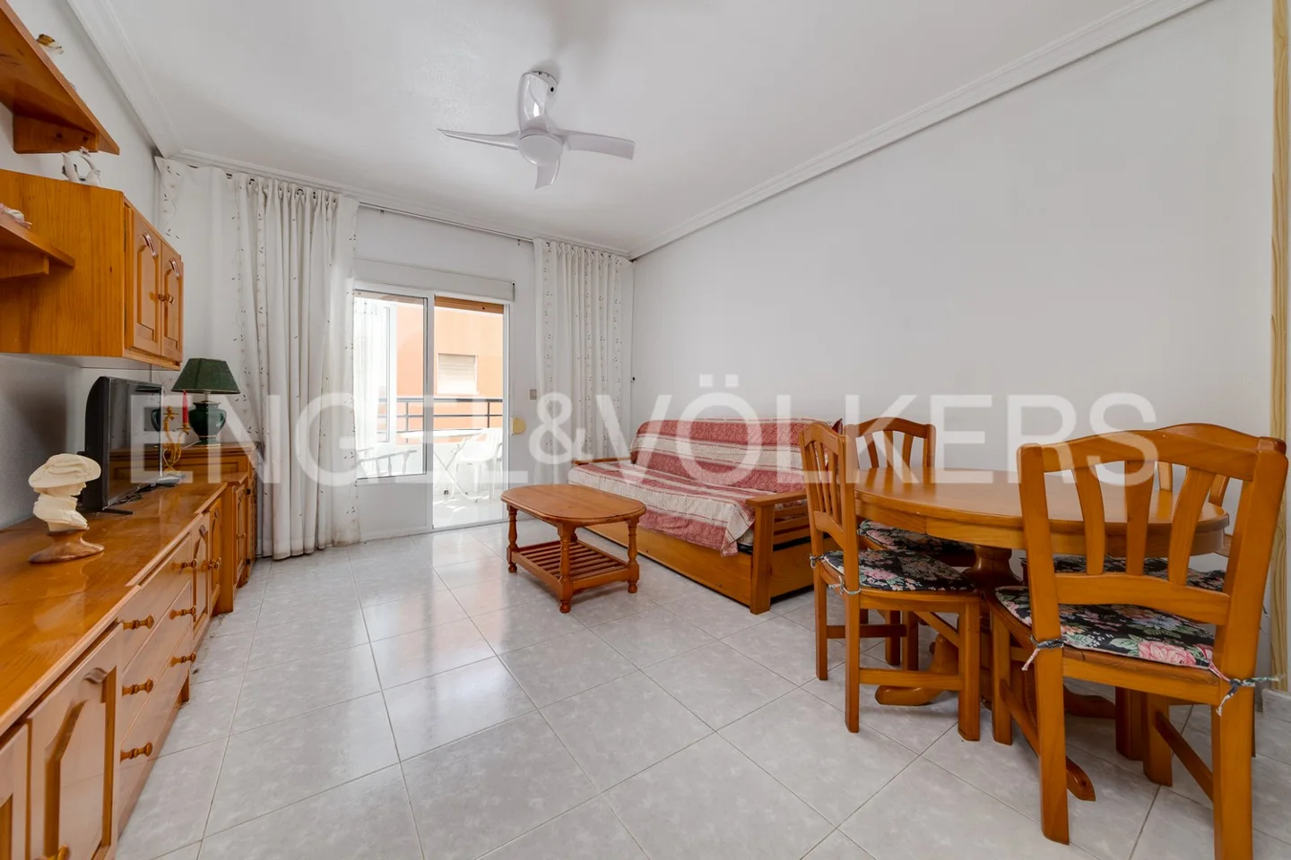 Apartament with garage in the centre of Torrevieja