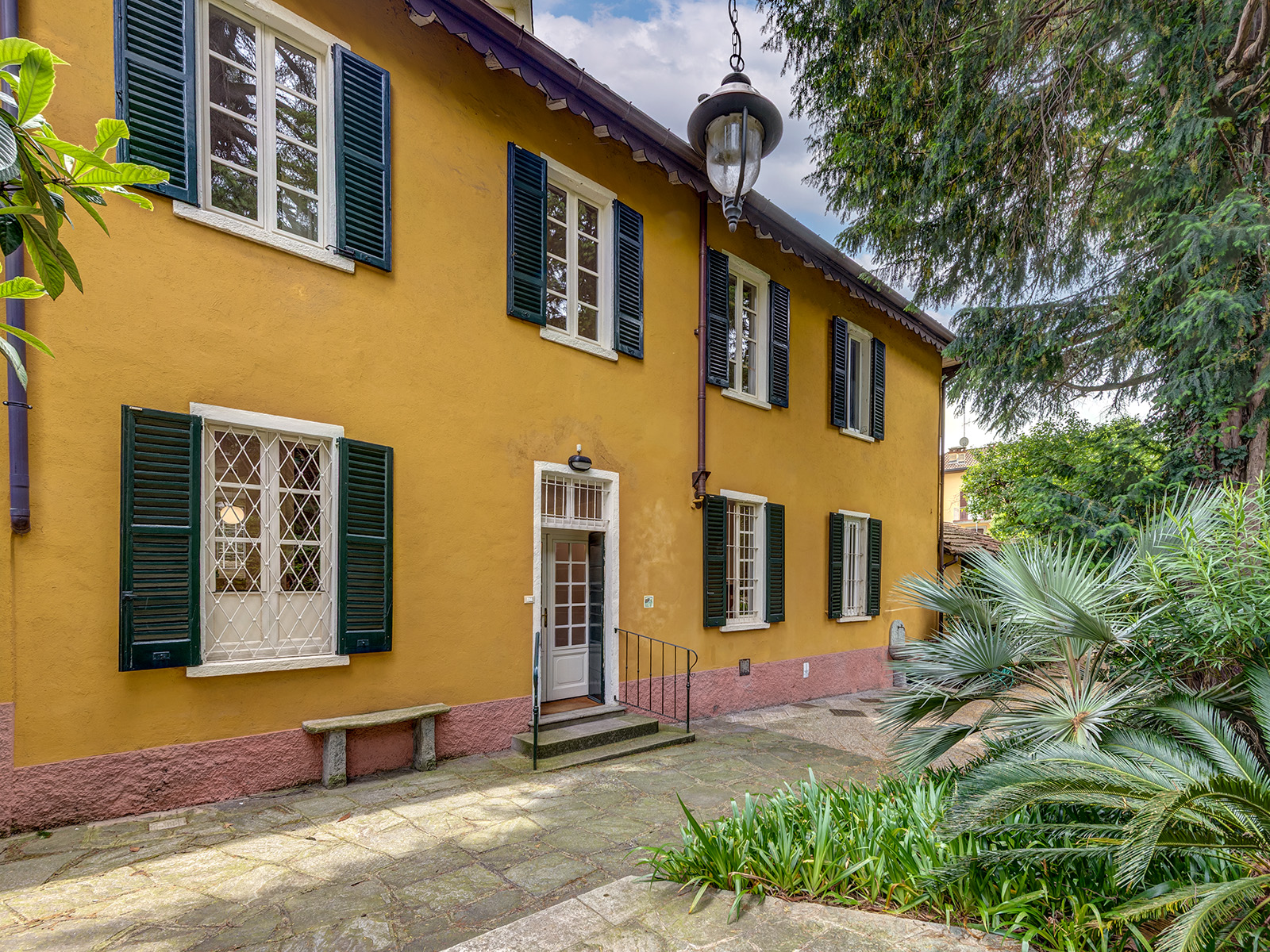 Freistehendes Haus im Zentrum von Cernobbio