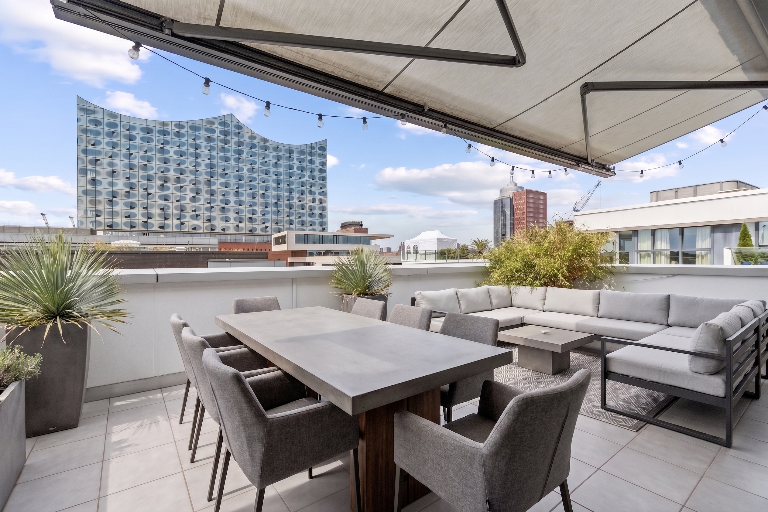 Penthouse-Residenz mit Blick auf Elbe & Elbphilharmonie [KI-modifiziert]
