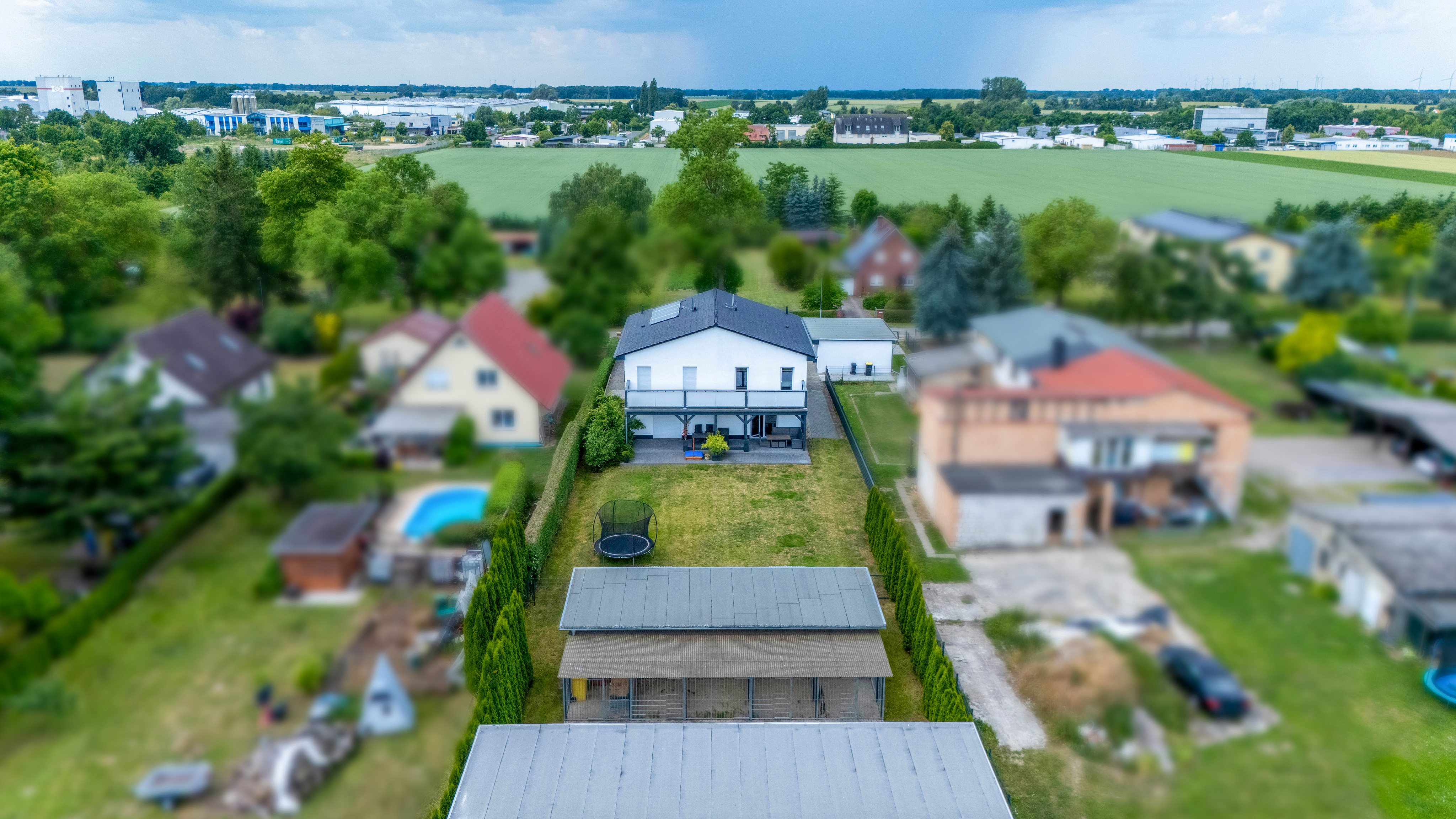 Semi-detached house in Berlin’s green commuter belt near Lake Ruppin