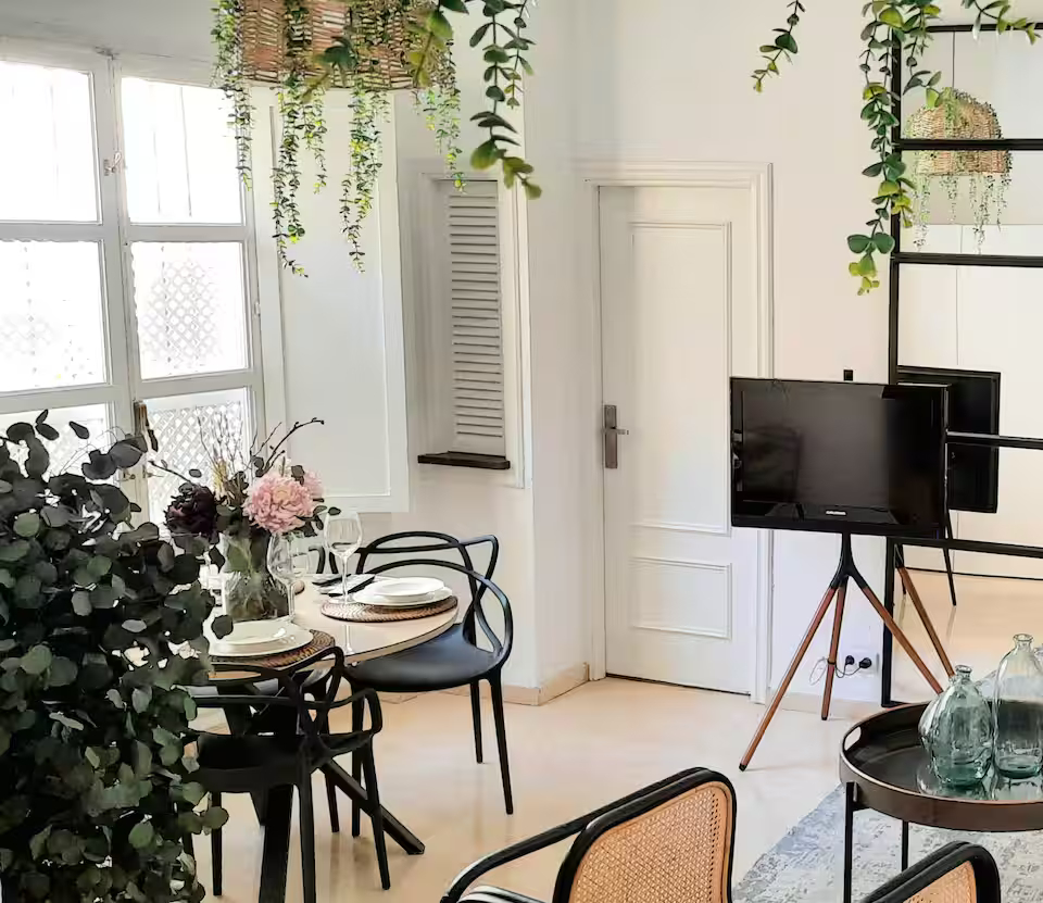 Design-Apartment mit Touristenlizenz und hoher Rentabilität in Sevilla