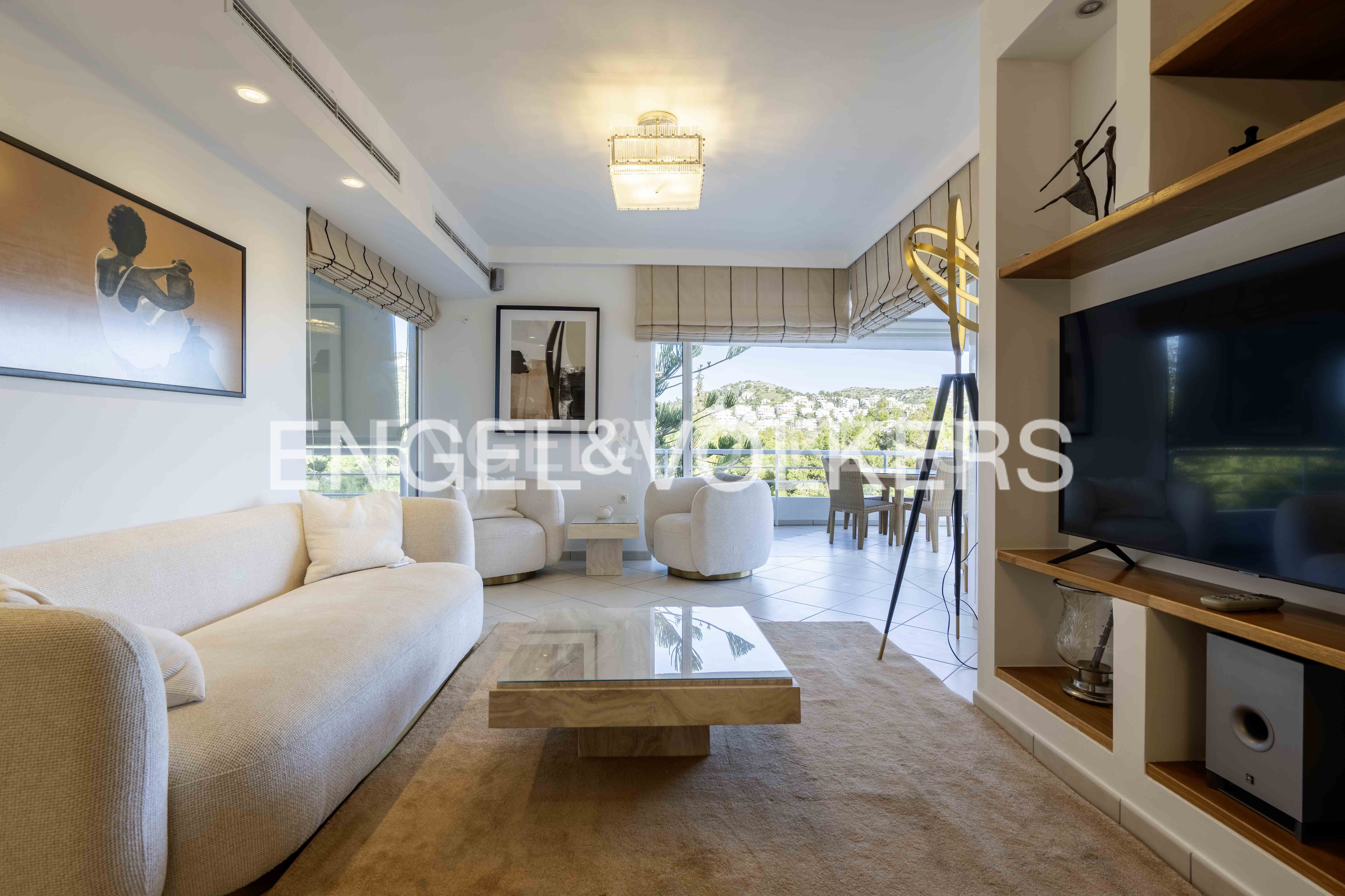 Stylish Beachside Oasis in VOULIAGMENI