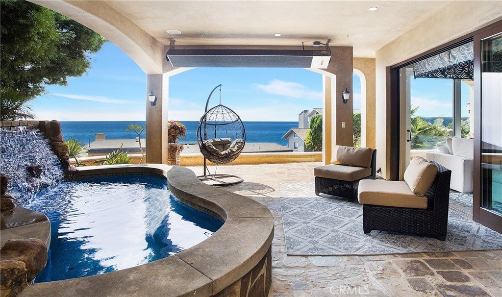 Fully Furnished Luxury Home for Lease in Laguna Beach