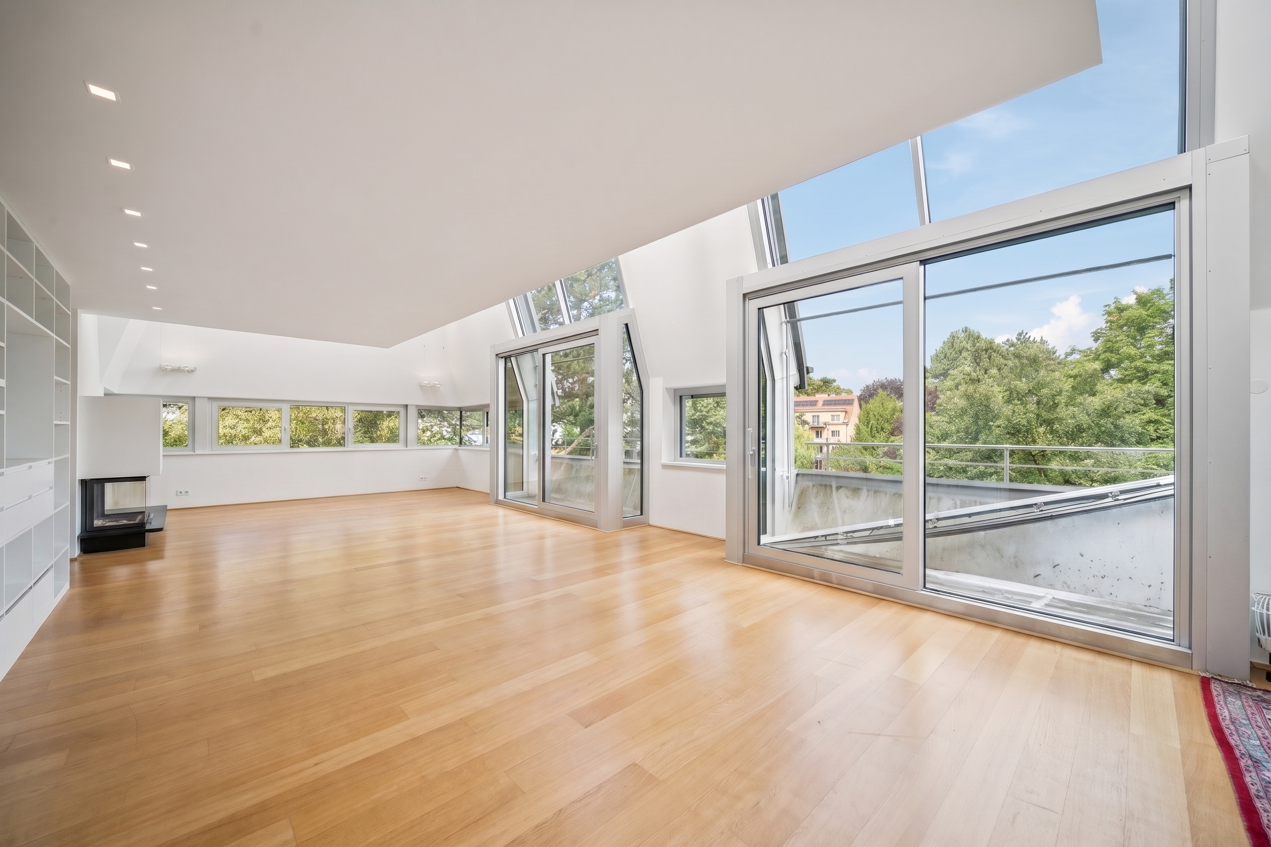 Luxus-Maisonettewohnung mit privatem Rooftop-Pool in bester Lage