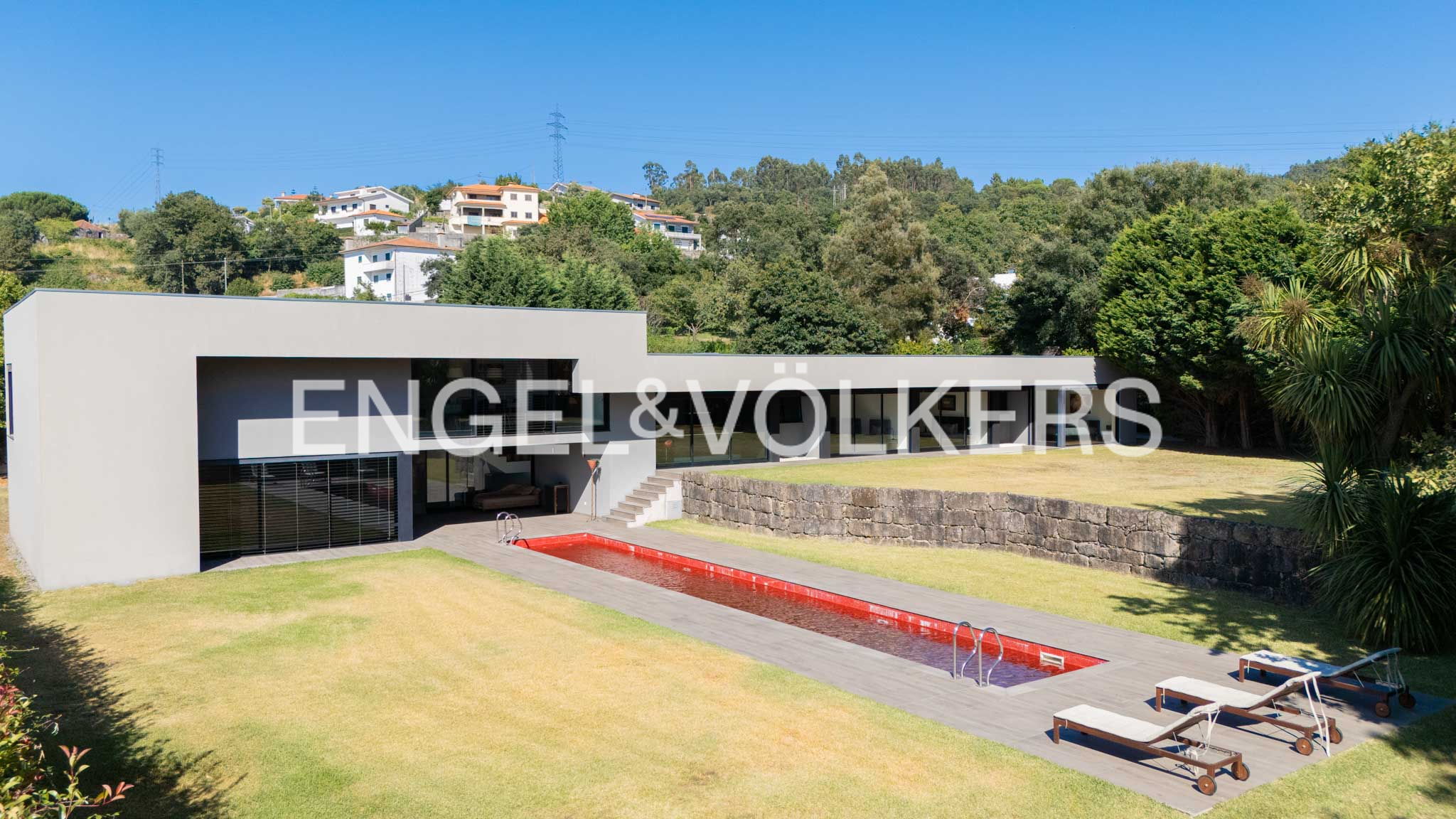 Unique Home with Contemporary Architecture