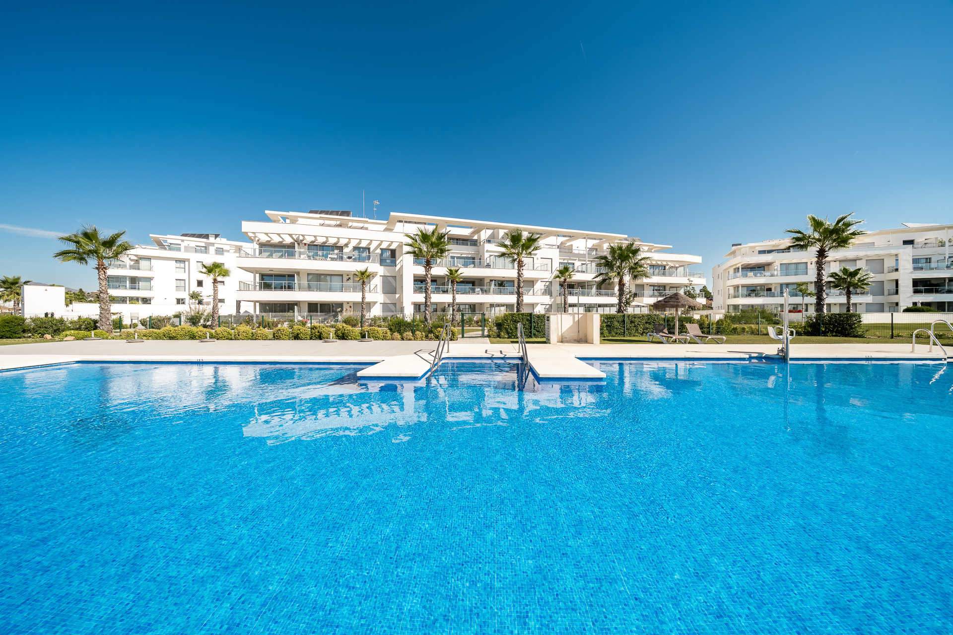 Spectacular apartment with sea views and luxury amenities