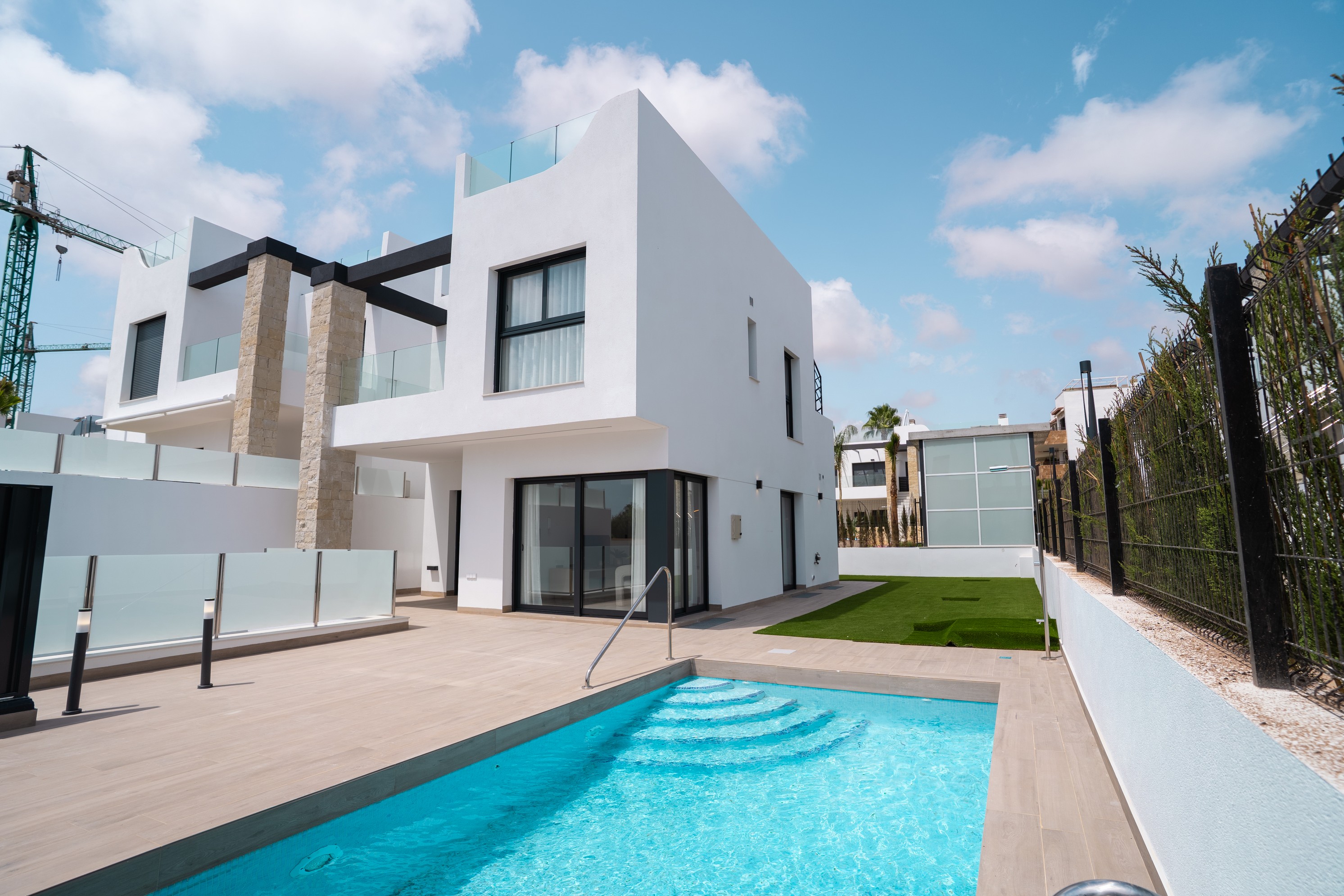 Exclusive turnkey new-build villa in Punta Prima