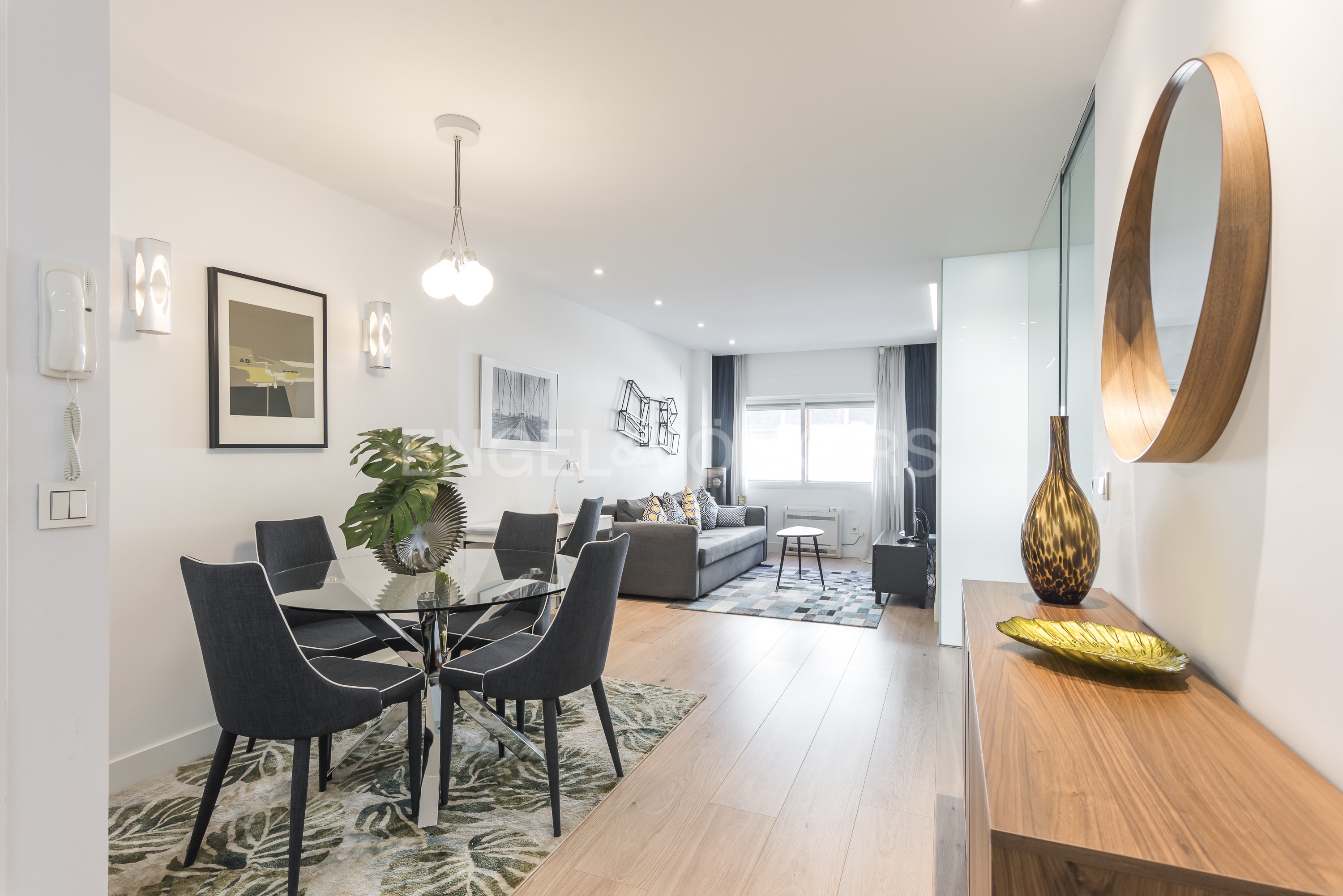 Luxury furnished flat for rent in Recoletos