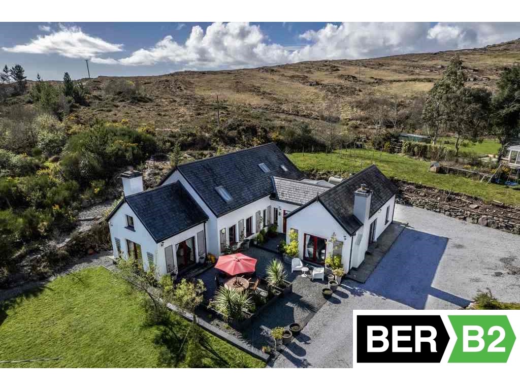 Beautiful Luxury Home in a Stunning Setting