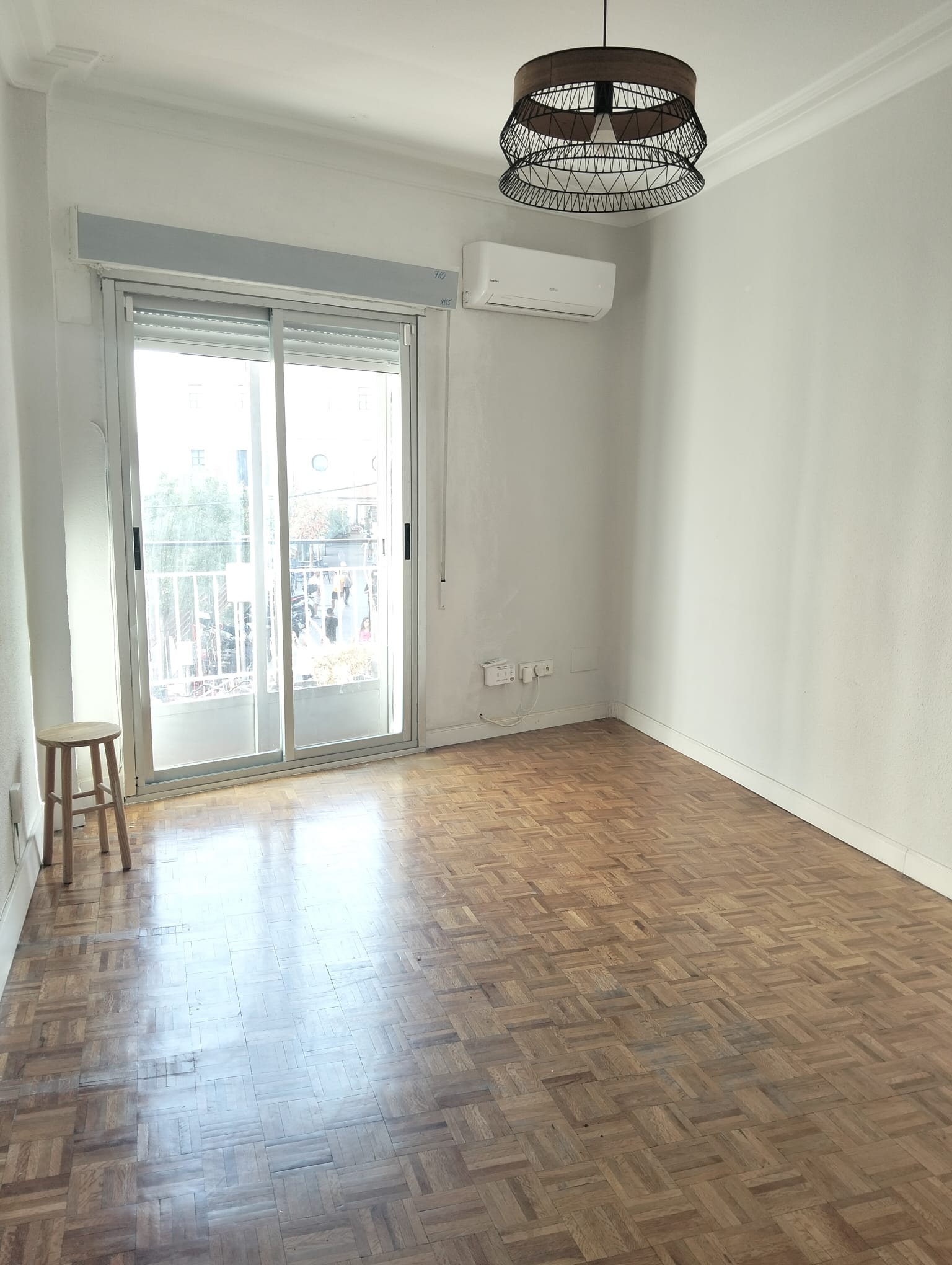 Renovated apartment in Valdeacederas - Tetuán