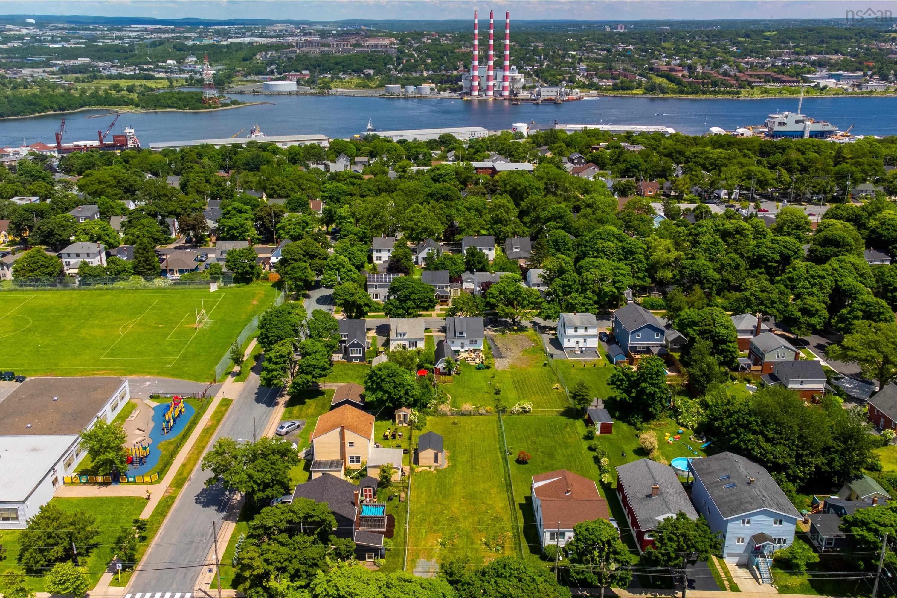 Develop Your Vision in the Vibrant Hydrostone District