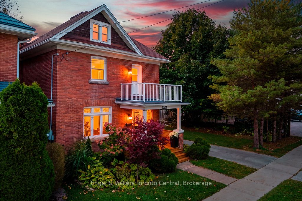Timeless Architectural Charm With Modern Functionality