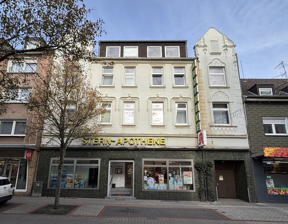 Wohn- und Geschäftshaus