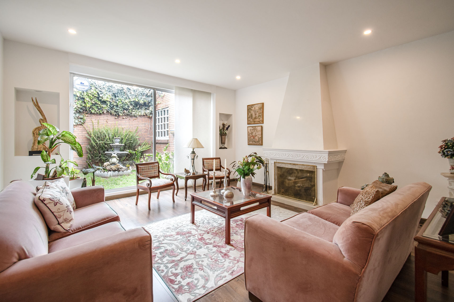 Casa con jardín para venta en Alhambra