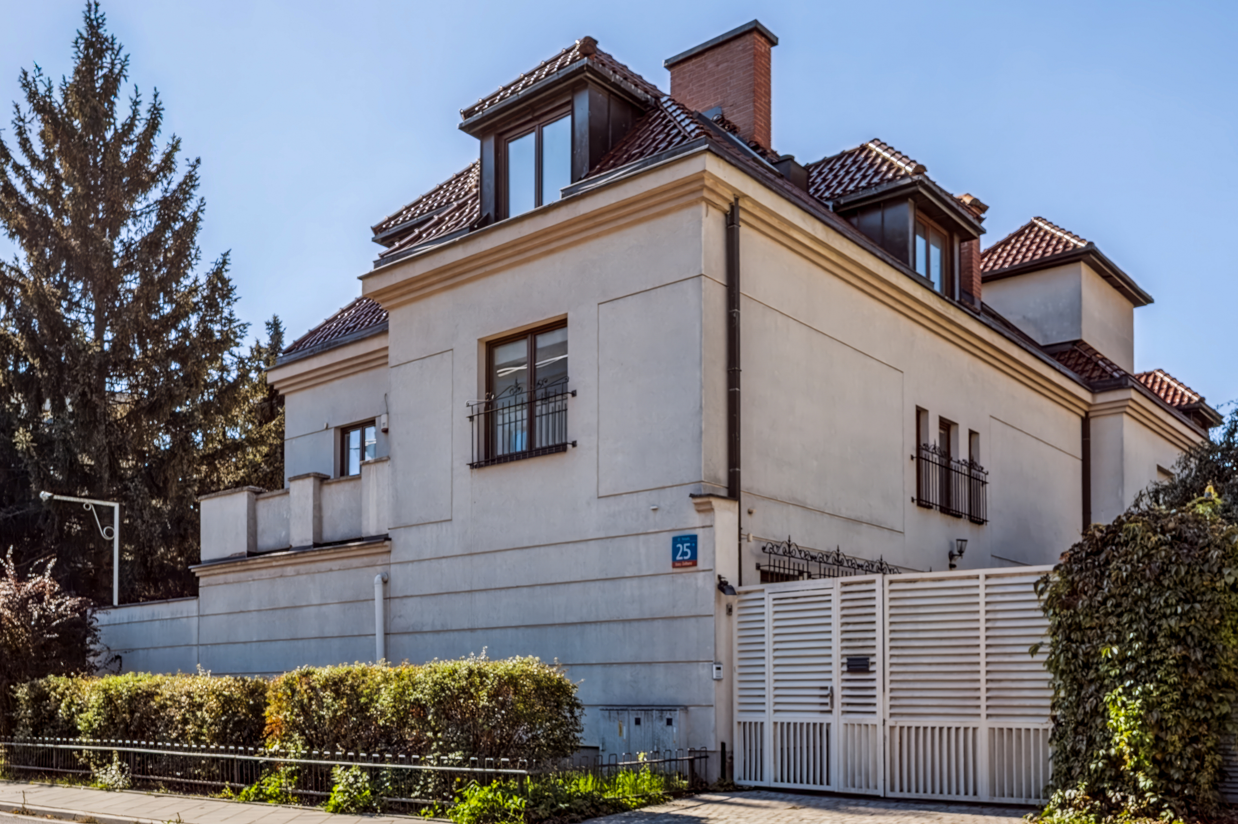 Prestigious villa in Officers’ Żoliborz