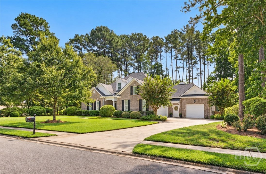 Southern Elegance Meets Modern Living in Forest Lakes