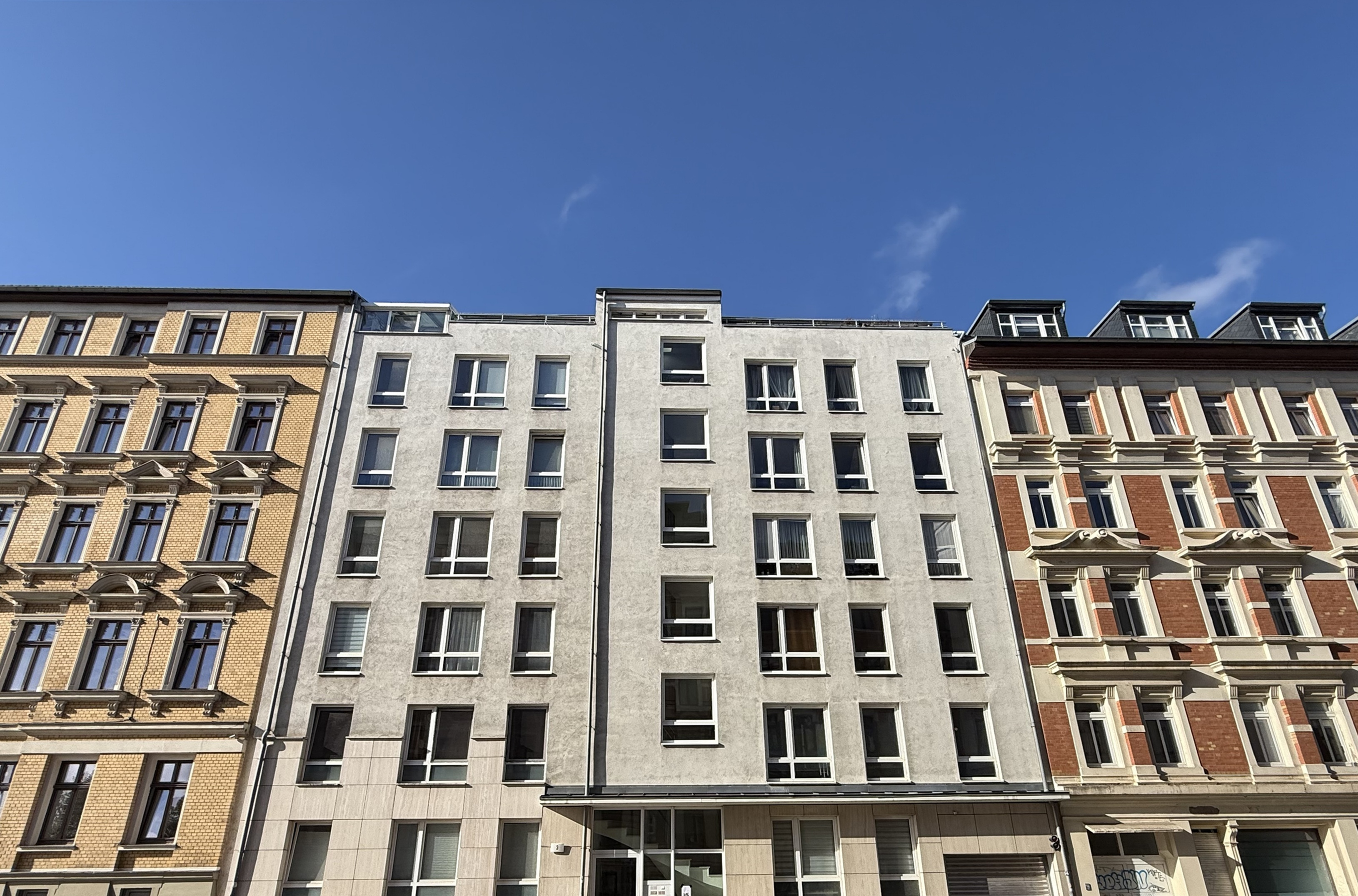Zwei-Zimmer-Wohnung mit Einbauküche und Stellplatz in Zentrum-Nord