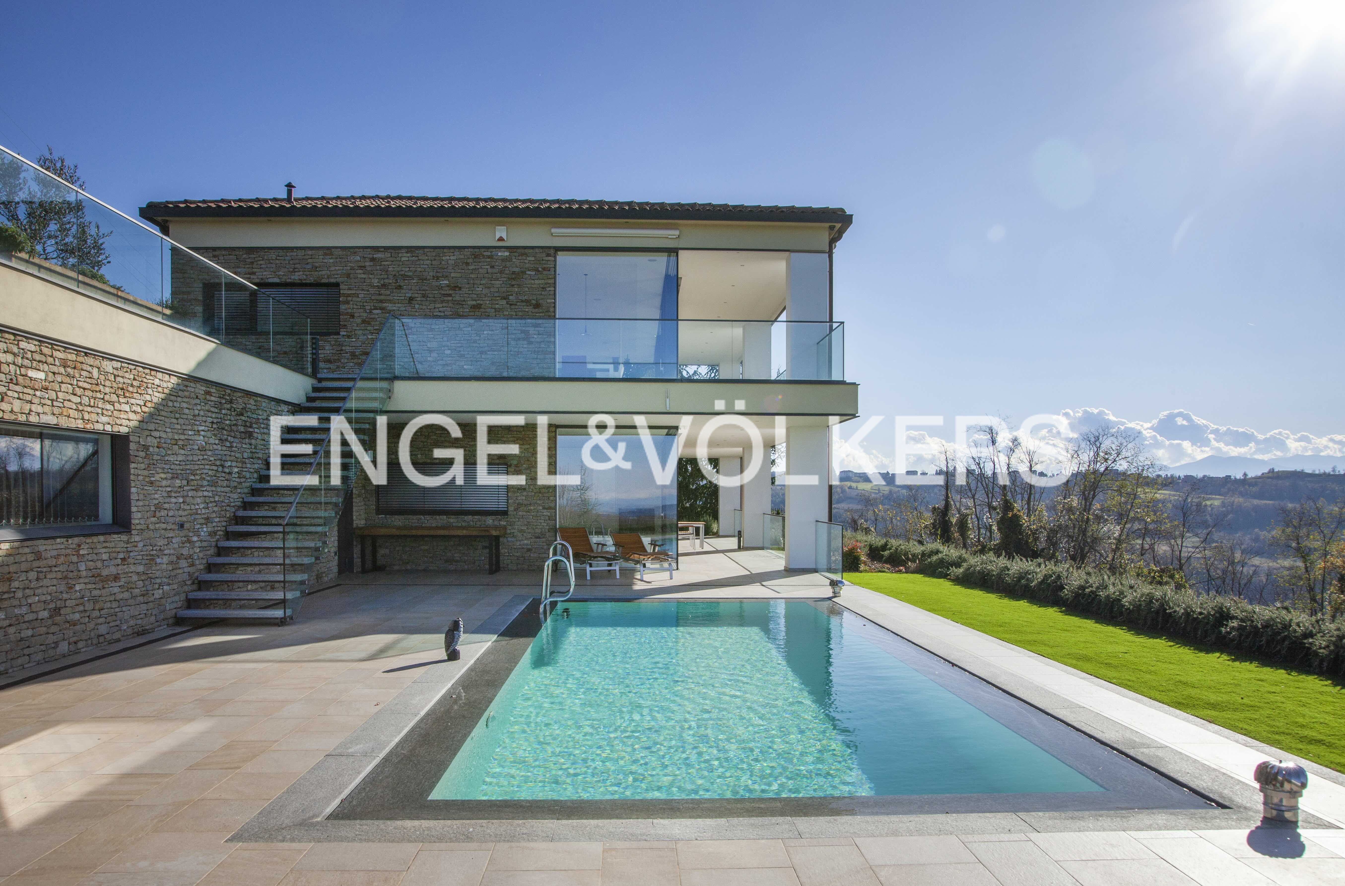 Prestigevolle Villa im Herzen der Alta Langa