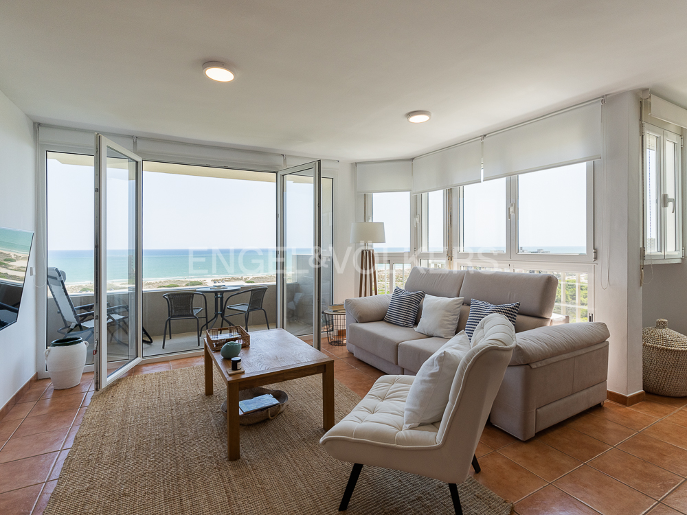Excellent home with sea views in El Saler