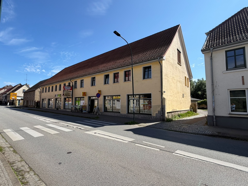 Wohn- und Geschäftshaus im Herzen von Mirow