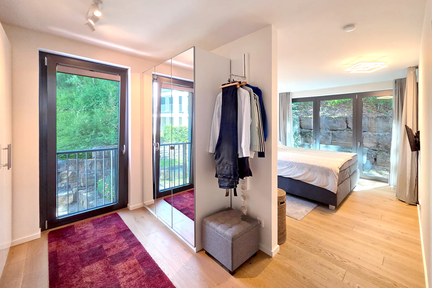 Wohnen in Aussichtslage: Maisonettewohnung mit Haus-Feeling und großem Garten - Foto 2