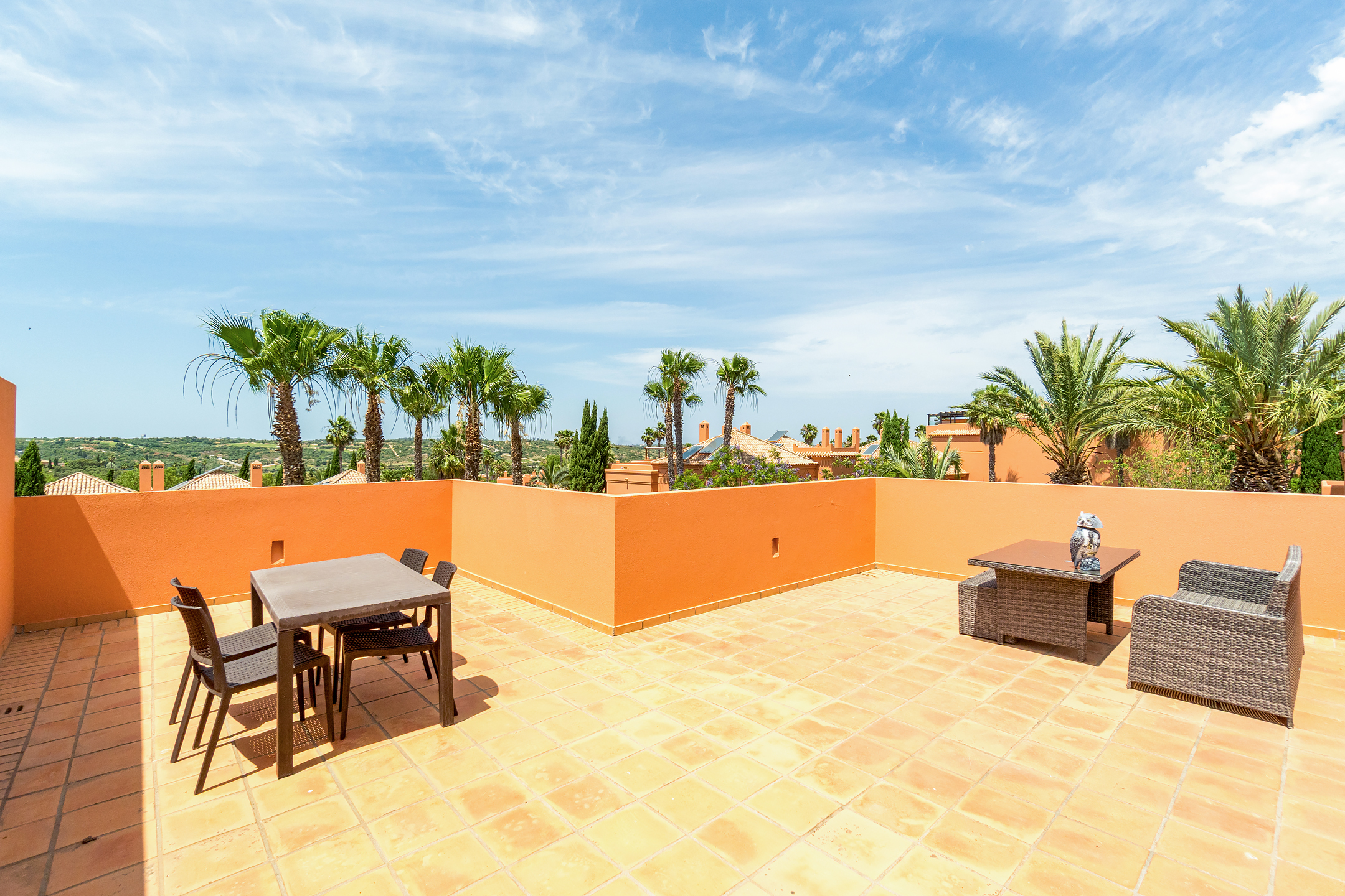 Three Bedroom Penthouse in Exclusive Golf Resort