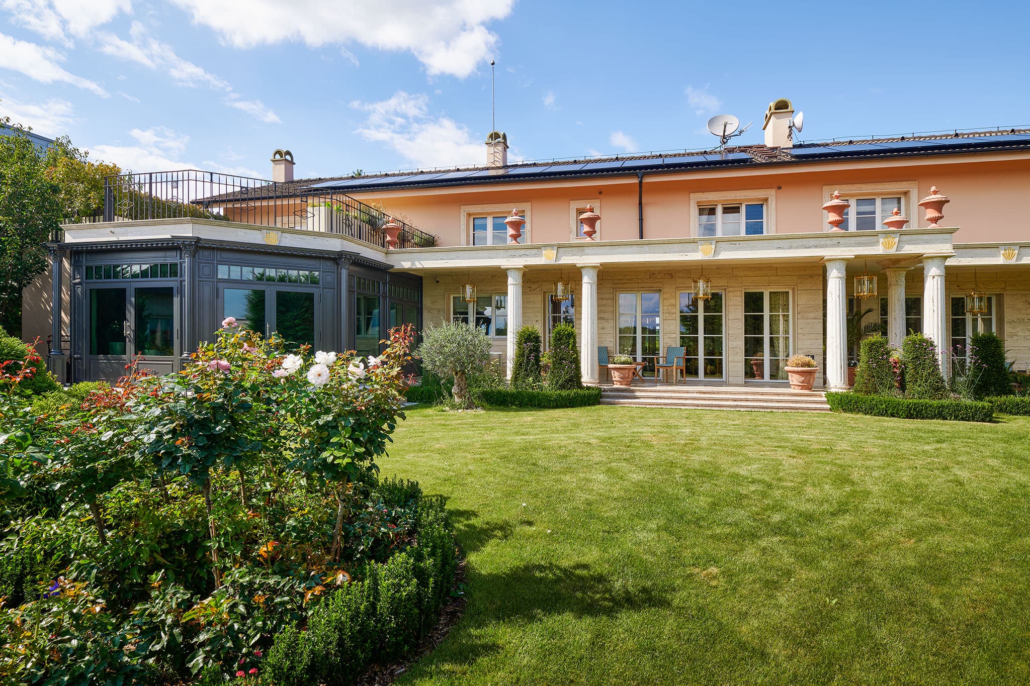 Sale of the unique Residence Na Skále— a perfect place for gathering
