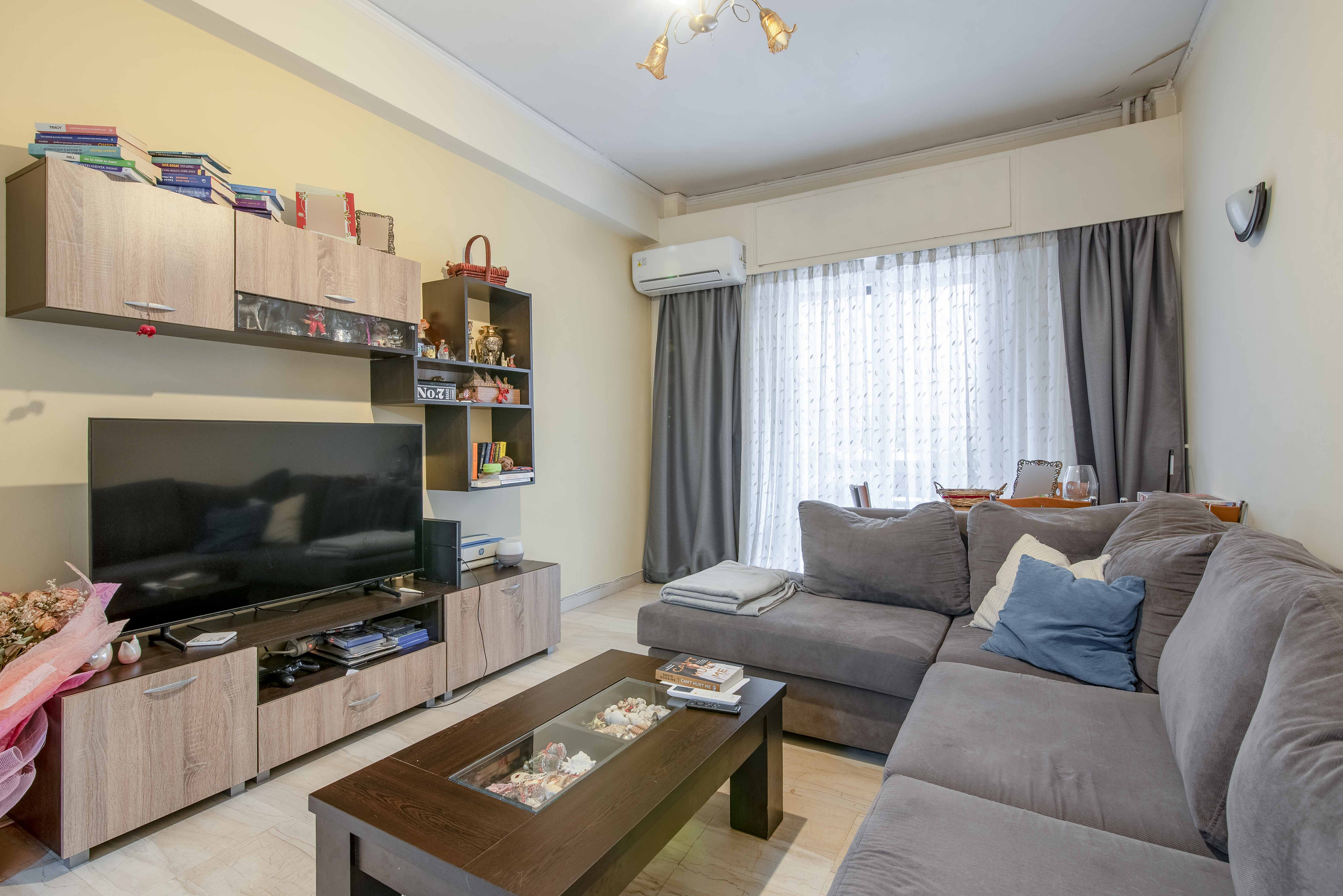 Two-bedroom 74 sq.m. apartment near Katehaki metro station