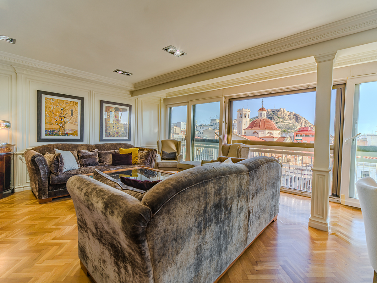 Elegancy and Comfort on Montañeta