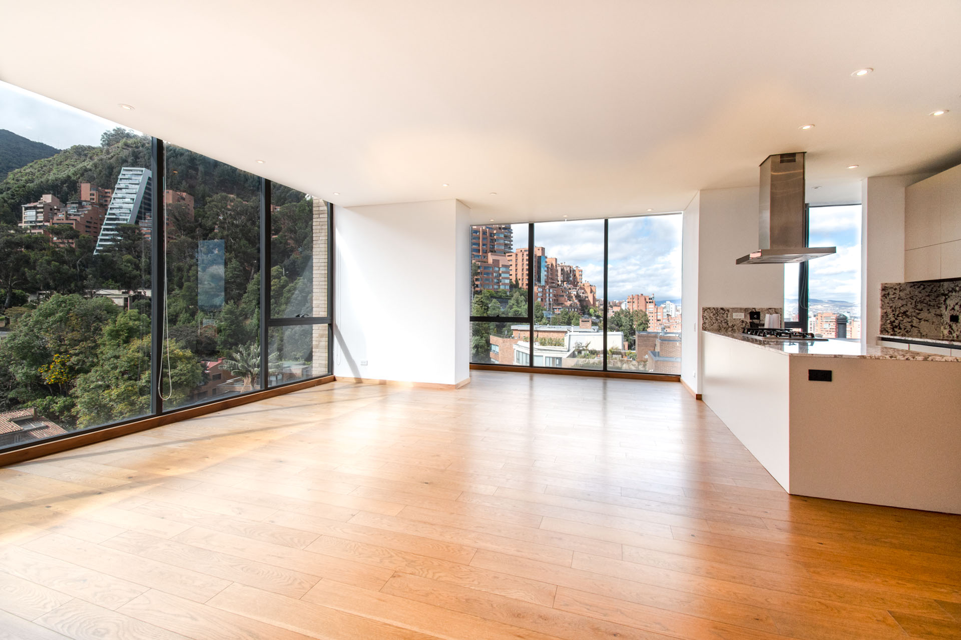 Moderno apartamento con clubhouse para arriendo en Chicó Alto