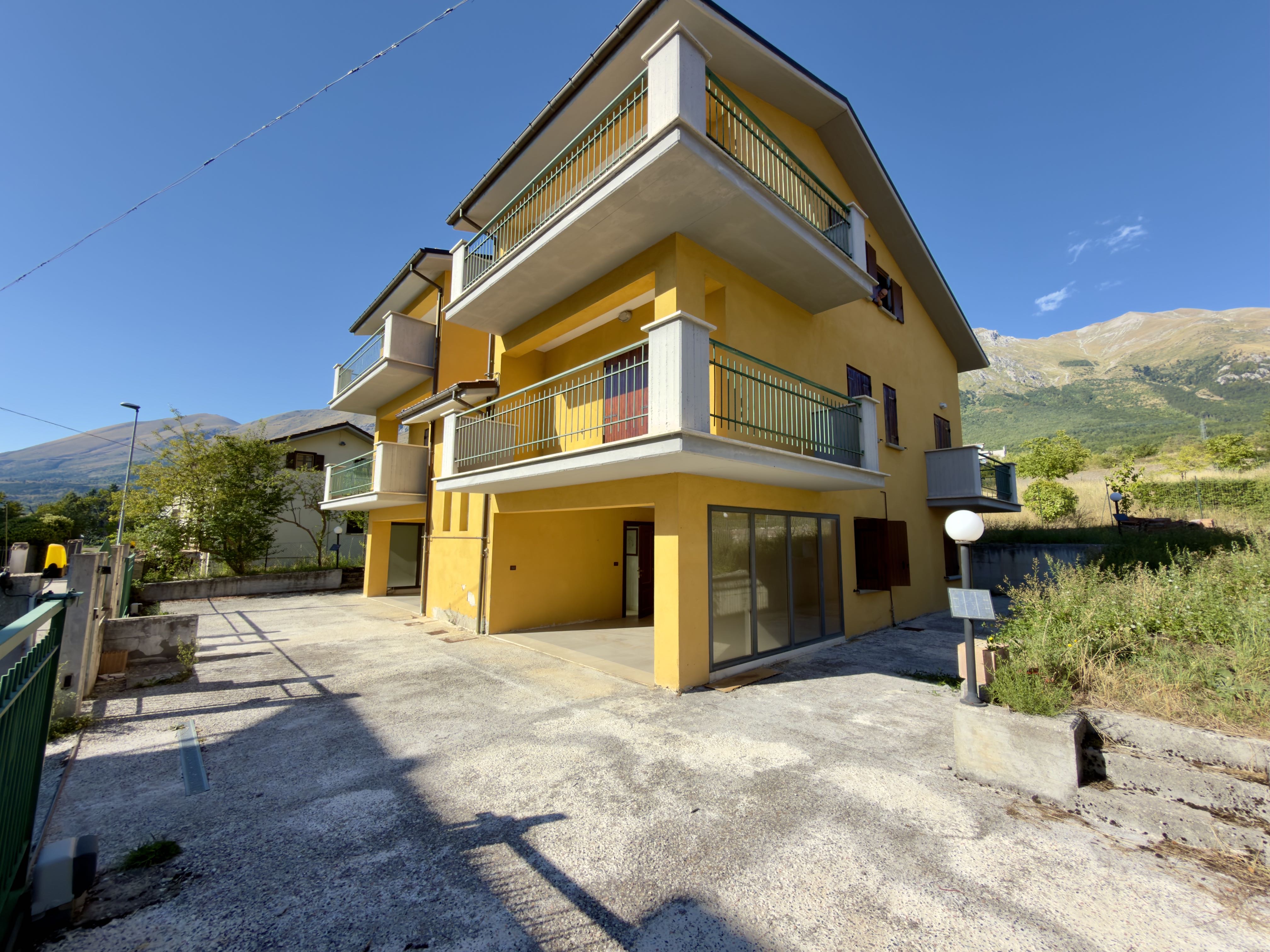 Zweifamilienvilla in Assergi am Fuße des Gran Sasso