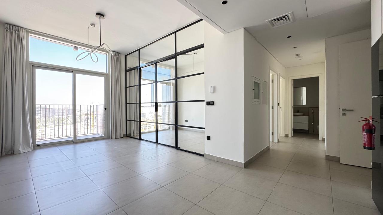 Unfurnished  |  Vacant  |  Prime Location