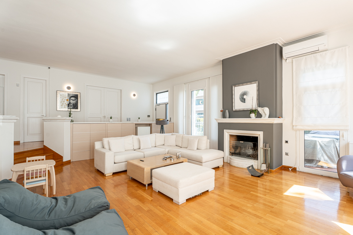 Timeless & luxurious detached house of 394 sq.m. in Kifisia