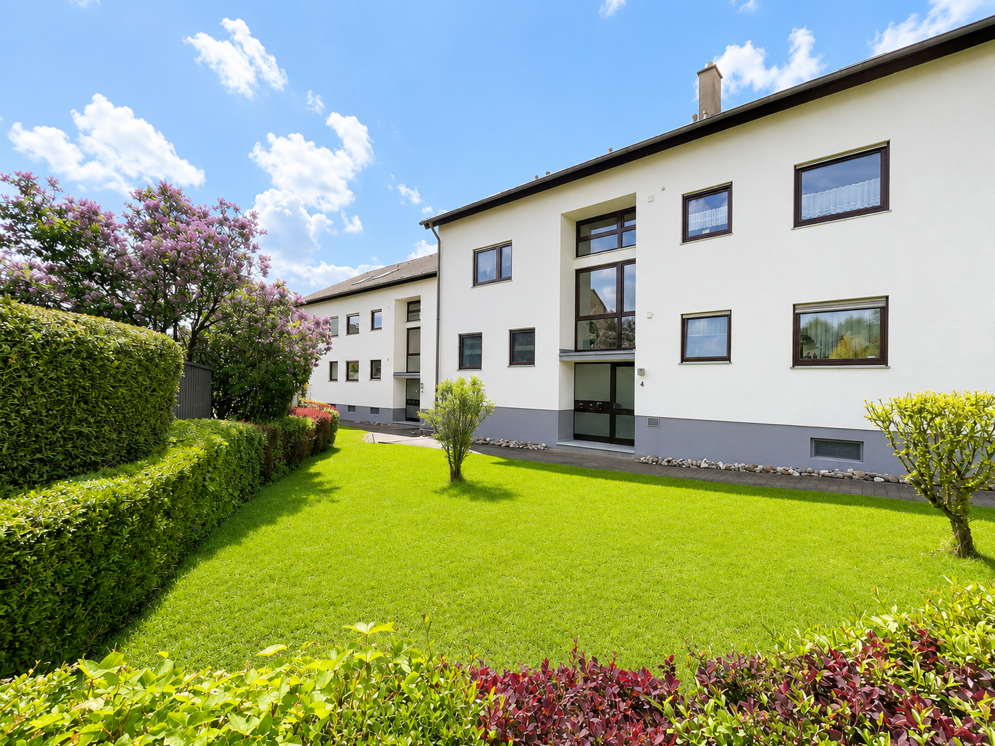 Kapitalanlage mit Perspektive: gemütliche 3,5-Zimmer-DG-Wohnung mit Balkon & Garage in Sigmaringen-Laiz