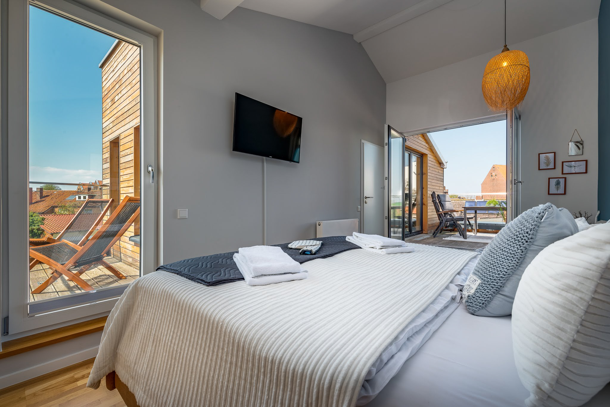 Wohnjuwel auf zwei Ebenen – charmante Maisonette mit zwei Balkonen, Stellplatz und Ferienvermietungsmöglichkeit