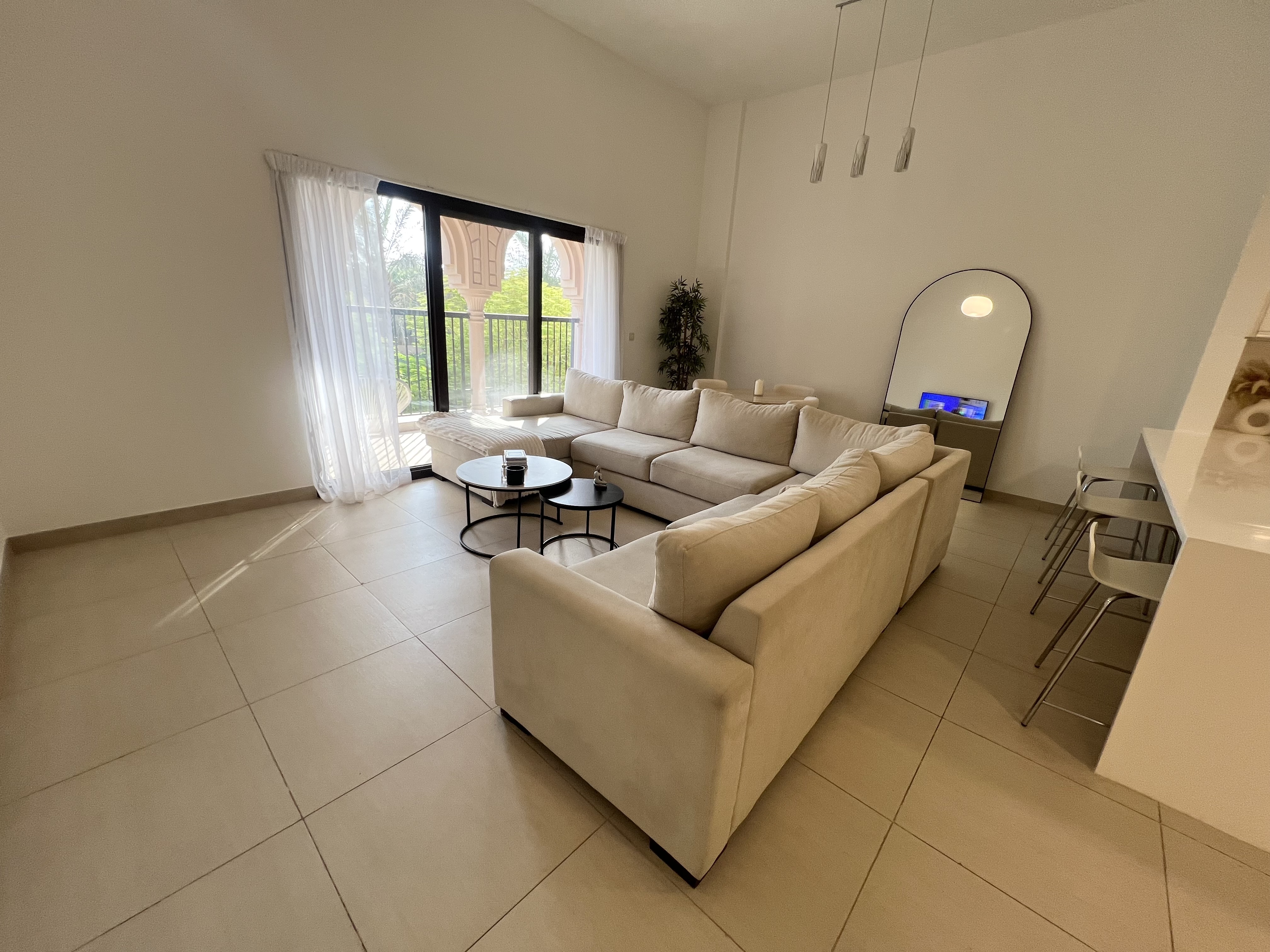 Exclusive | Stunning Views | Rented