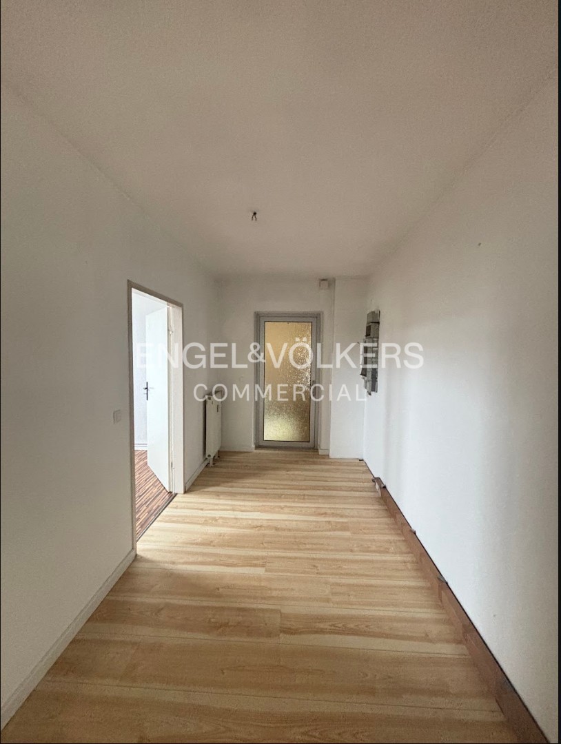 Historische Architektur trifft helle Arbeitswelt