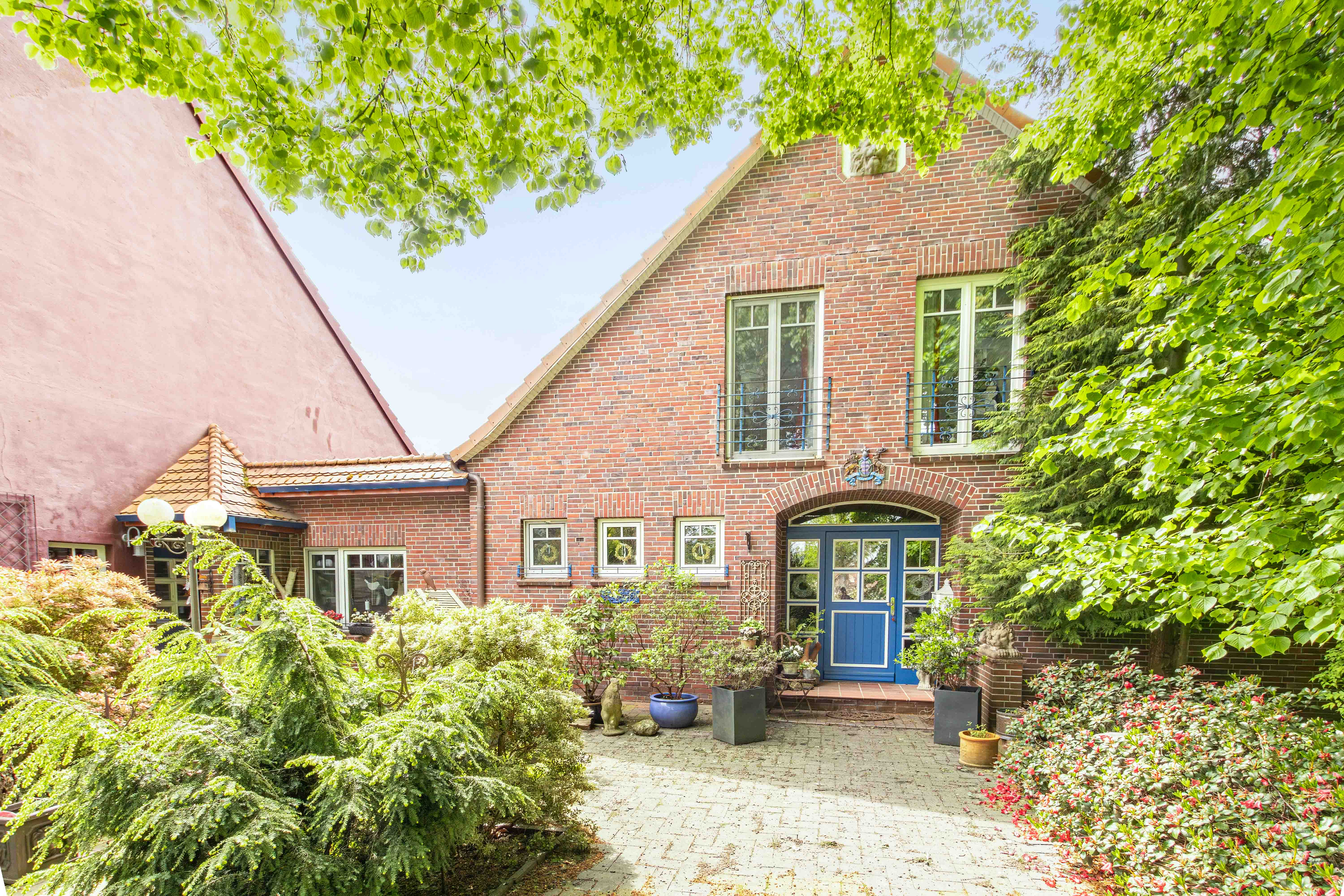 Stilvolles Landhaus mit Pferdehaltung, arrondierten Weideflächen und vielfältigen Nutzungsmöglichkeiten