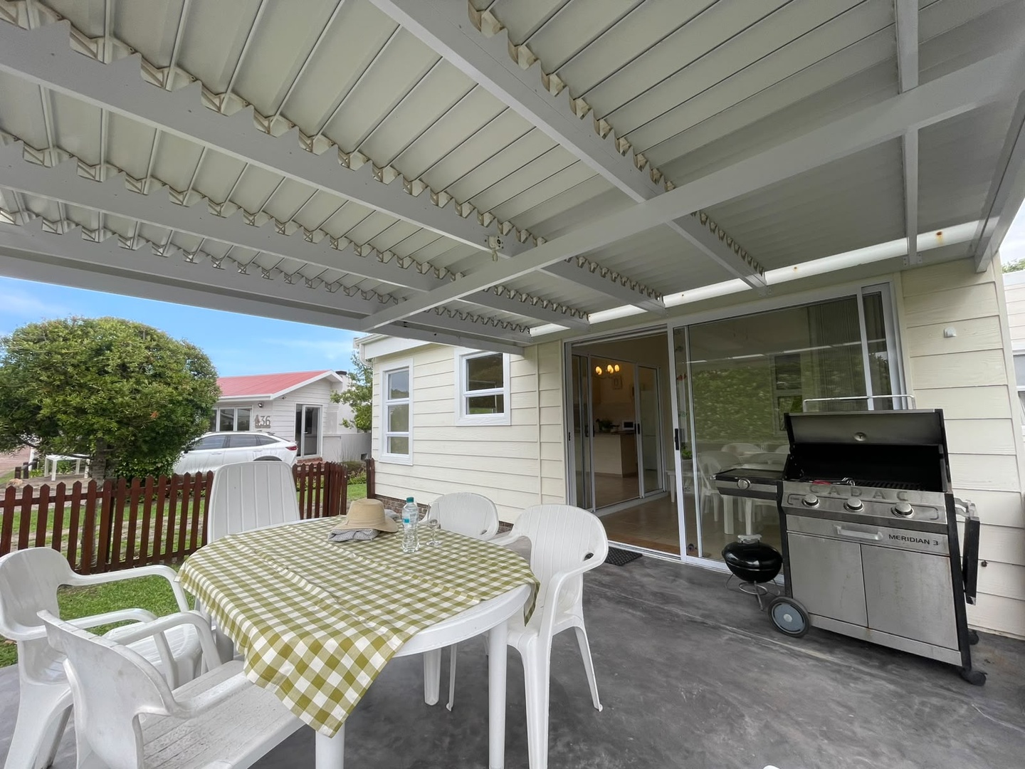 650 m from the beach – 3-Bedroom Home in The Dunes
