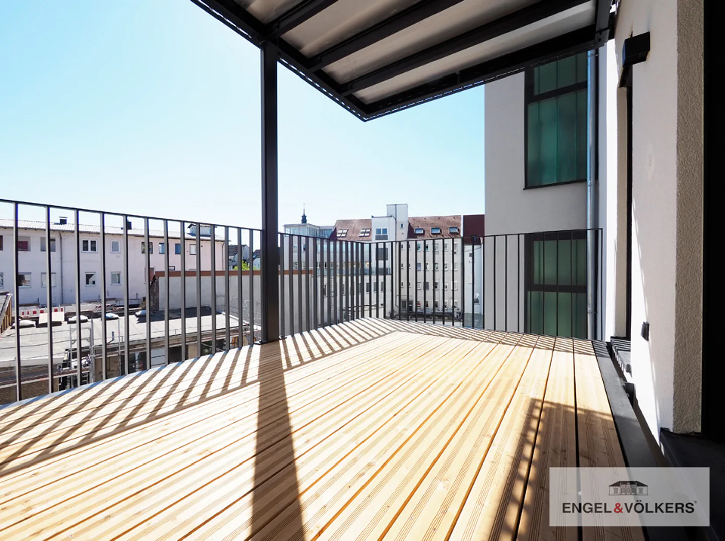 Luxuriöse 3-Zimmer-Wohnung mit Balkon am Landwehrplatz! - Photo 4