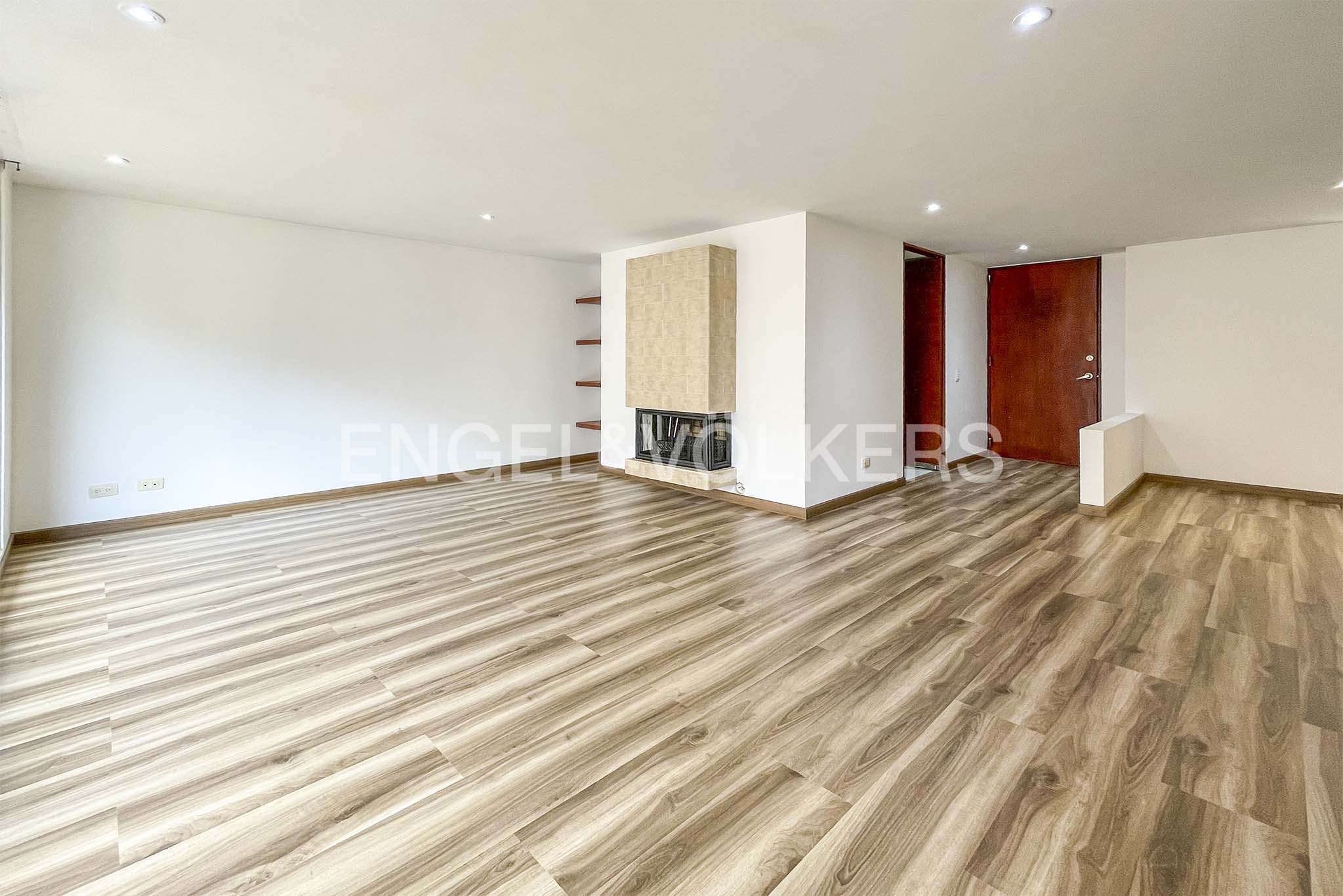 Apartamento con balcón para venta en Niza