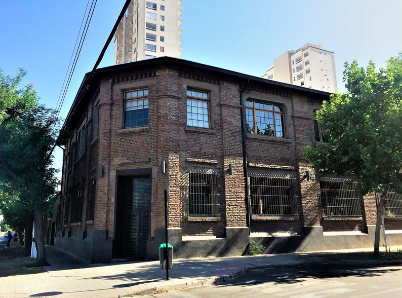 Centro Industrial y Corporativo en Quinta Normal