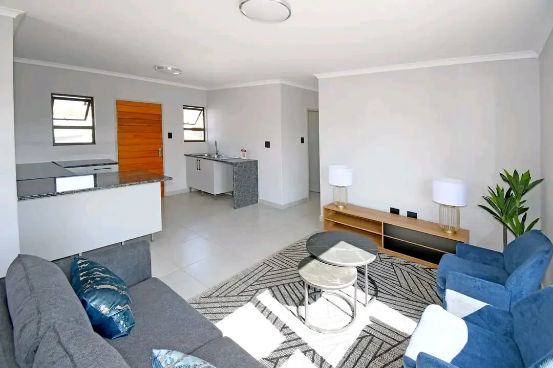 Open plan Kitchen & Lounge.jpg 3.jpg