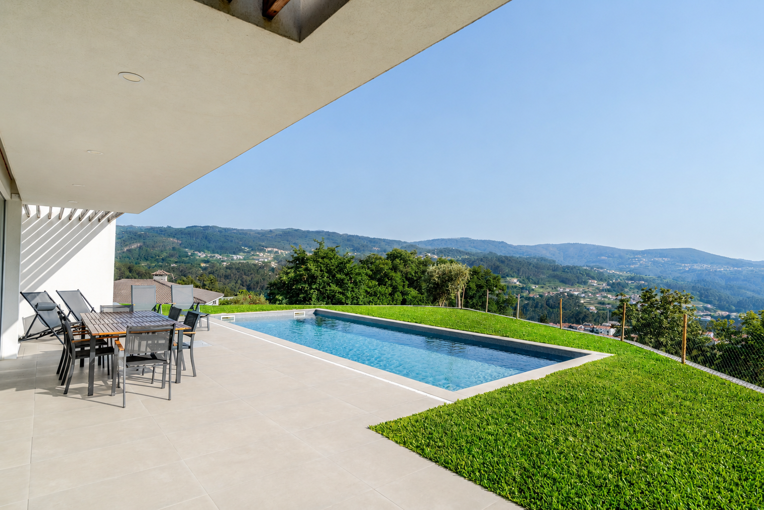 4-bed home with pool in Vale de Cambra
