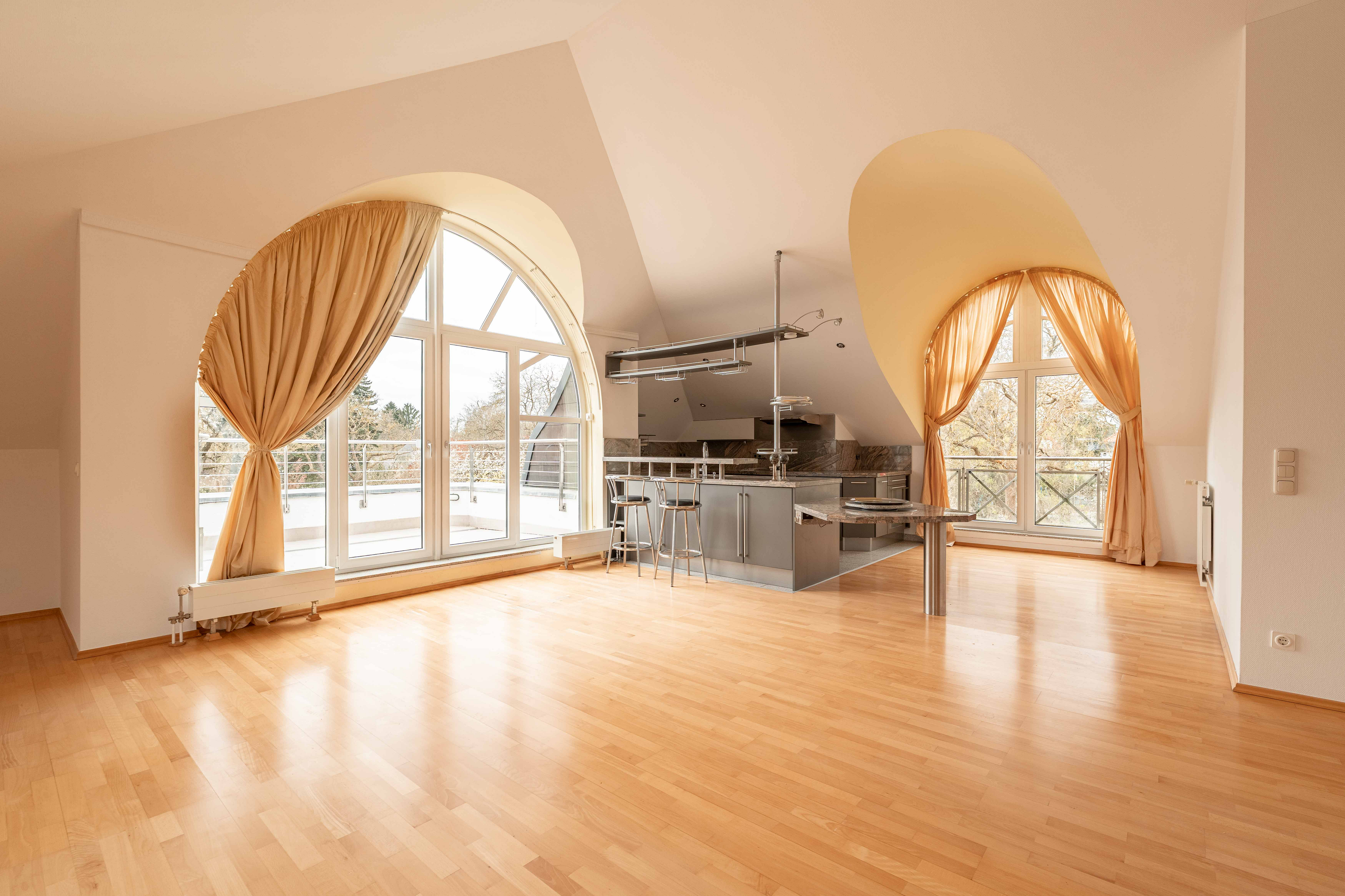 Dachgeschosswohnung mit offener Raumgestaltung