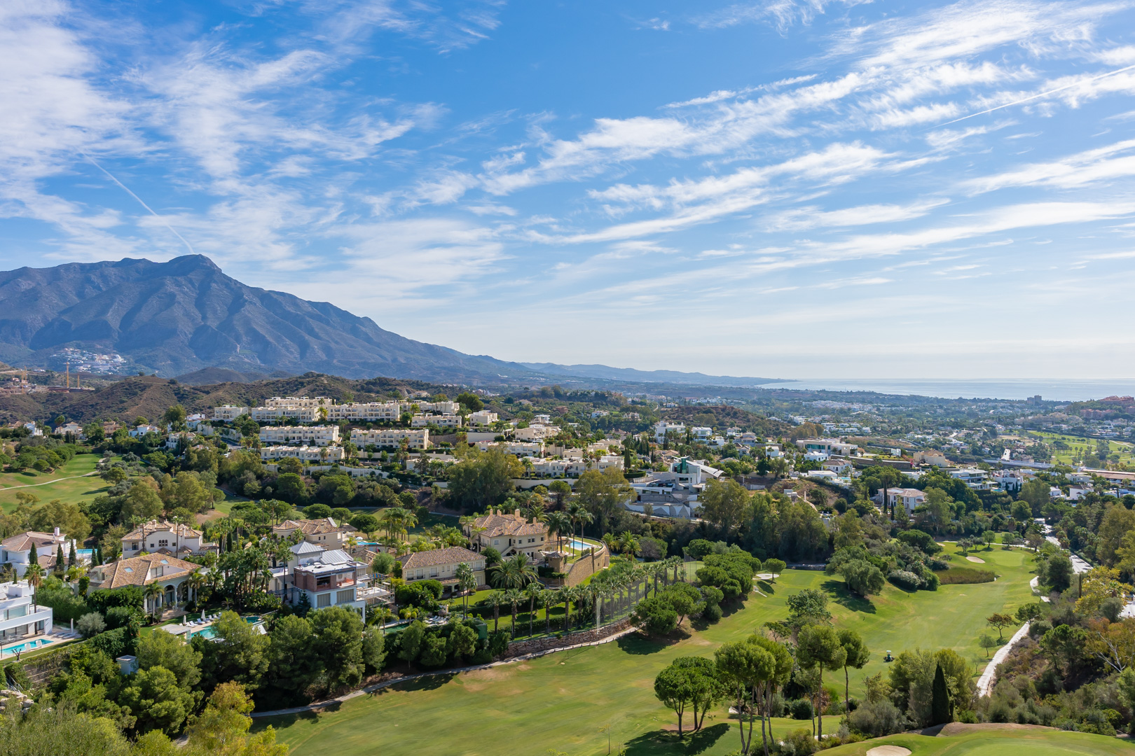 Apartment with Sea views in La Quinta, Benahavis