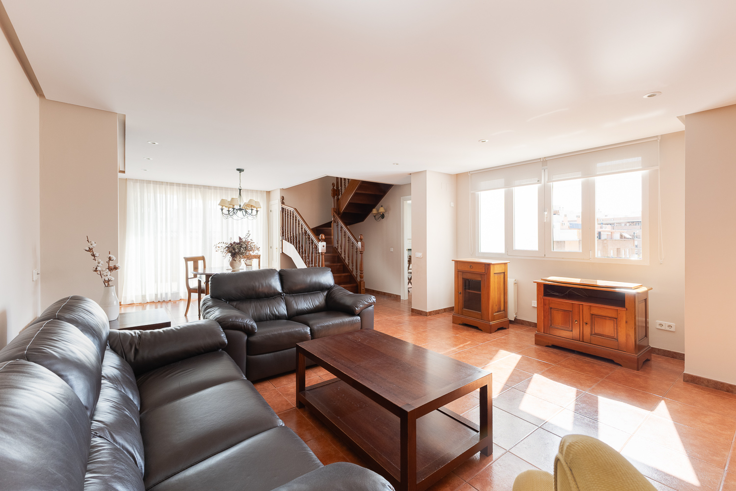Exclusive duplex for long-term rent in Sagunto: spacious, stylish, and in an unbeatable location
