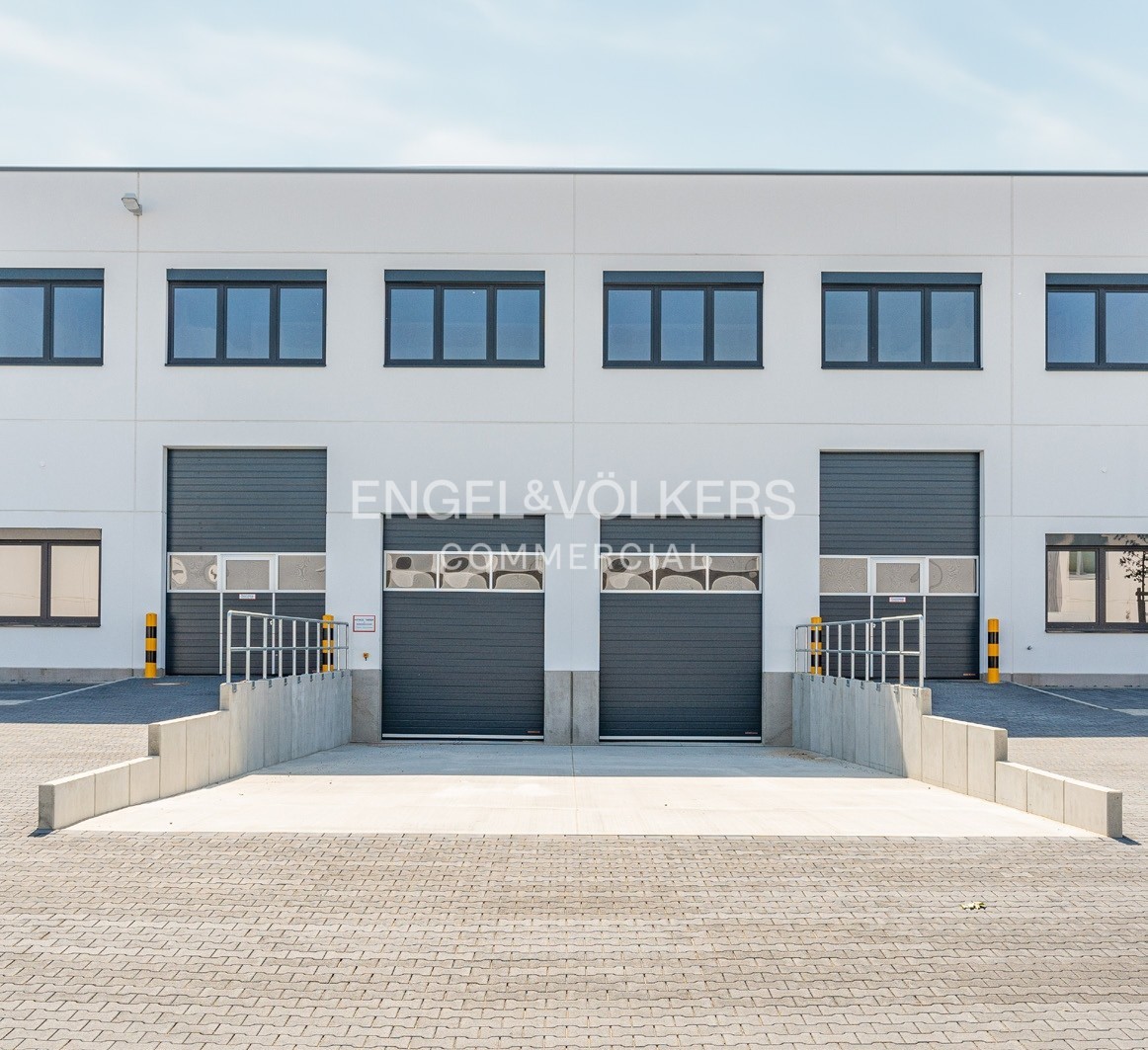 Hochwertige Hallen am Flughafen BER