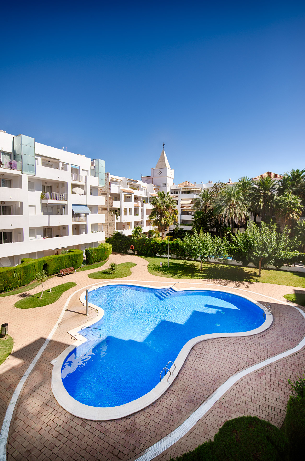 Apartment with communal pool in Santa Margarita